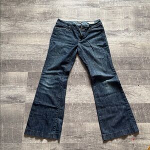 GAP Mid Rise Curvy Bootcut Jean